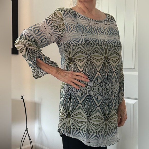 APNY Tunic Geometric Print - Picture 5 of 9
